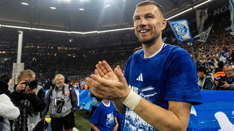 Läuft Edin Dzeko auch in der Bundesliga für Schalke auf?
