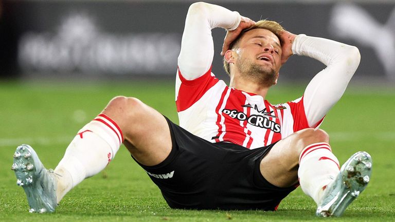 Leo Scienza und Southampton sind vom Playoff-Finale ausgeschlossen worden.