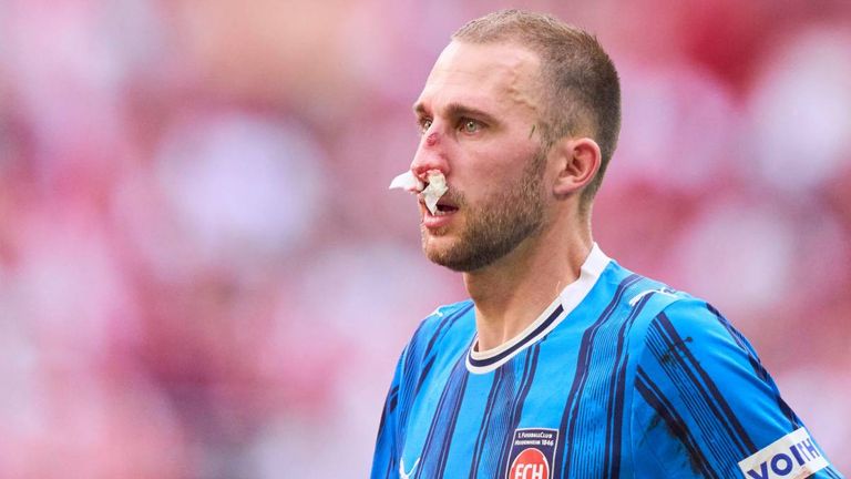 Verteidiger Jonas Föhrenbach verletzte sich beim Auswärtsspiel gegen FC Bayern München.