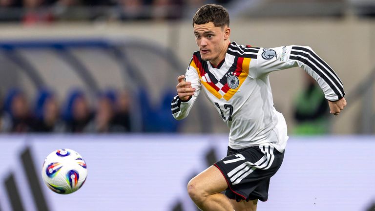 Reist mit einem besonderen Glücksbringer zur WM in den USA, Kanada und Mexiko: Florian Wirtz.