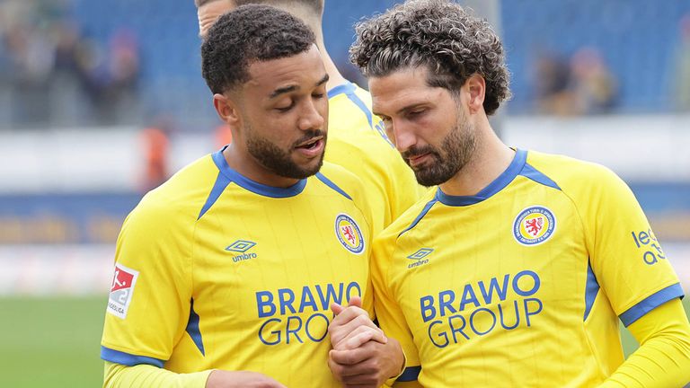 Leon Bell Bell (l.) verlässt Eintracht Braunschweig, die endgültige Zukunft von Fabio Kaufmann (r.) ist noch nicht geklärt.
