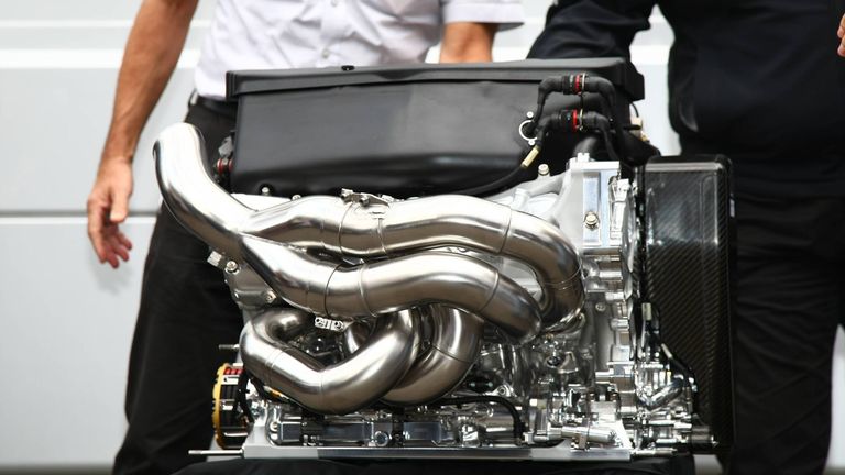 Der "FO 108Y"-V8-Motor von Mercedes aus der Saison 2011.