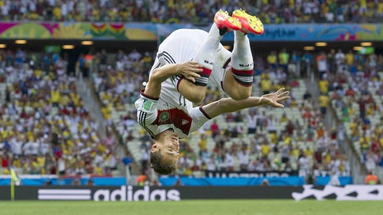 PLATZ 8 Miroslav Klose - 2014: 36 Jahre, 01 Monat, 04 Tage.
