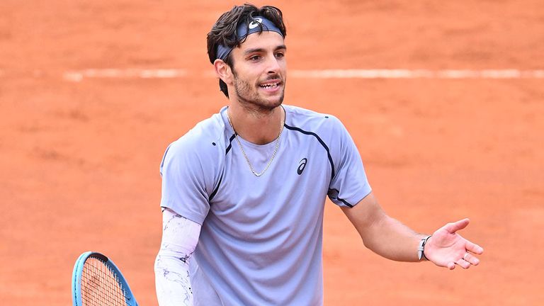 Lorenzo Musetti kann an den French Open nicht teilnehmen.