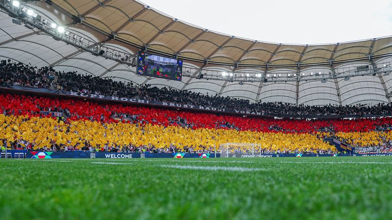 Choreo vor dem Nations-League-Duell der DFB-Männer in Stuttgart gegen Frankreich im vergangenen Jahr.
