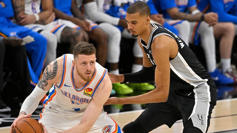 Isaiah Hartenstein kann mit den Oklahoma City Thunder in der Nacht auf Freitag mit einem Sieg in Spiel 6 gegen die San Antonio Spurs in die 
