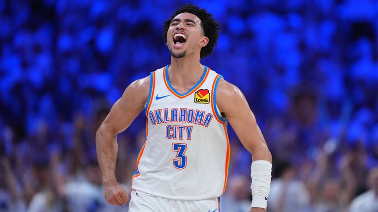 Die Oklahoma City Thunder stehen vor dem Einzug in die NBA Finals: Mit einem Sieg in Spiel 6 gegen die San Antonio Spurs in der Nacht auf Freitag könnte OKC die Western Conference Finals entscheiden. Live auf Sky Sport.