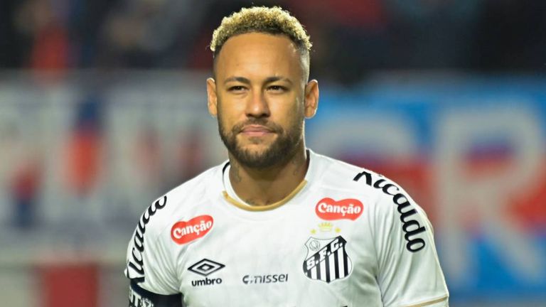 Neymar läuft seit 2025 in der brasilianischen Liga für FC Santos auf.