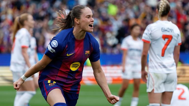 Ewa Pajor jubelt nach ihrem Treffer gegen den FC Bayern.