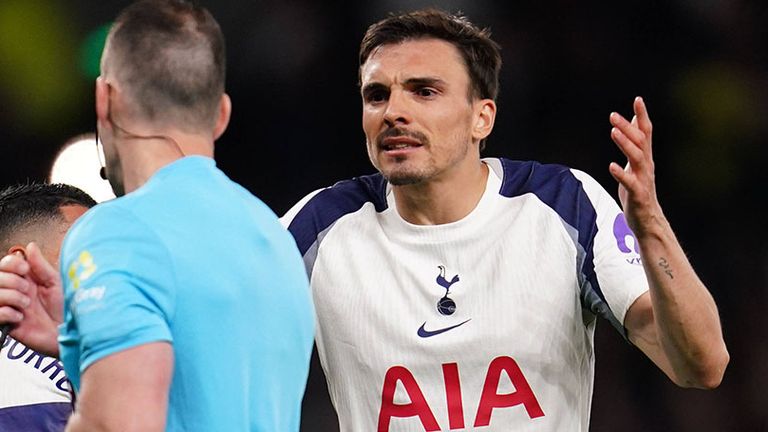 Joao Palhinha (r.) ist aktuell an Tottenham Hotspur ausgeliehen.