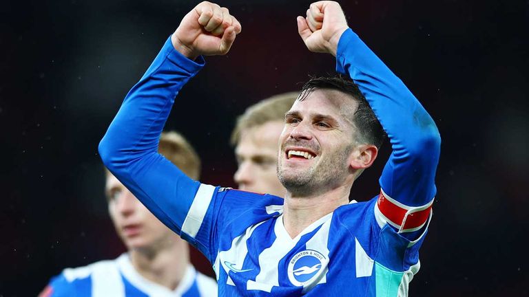 Pascal Groß könnte es mit Brighton noch in die Champions League schaffen.
