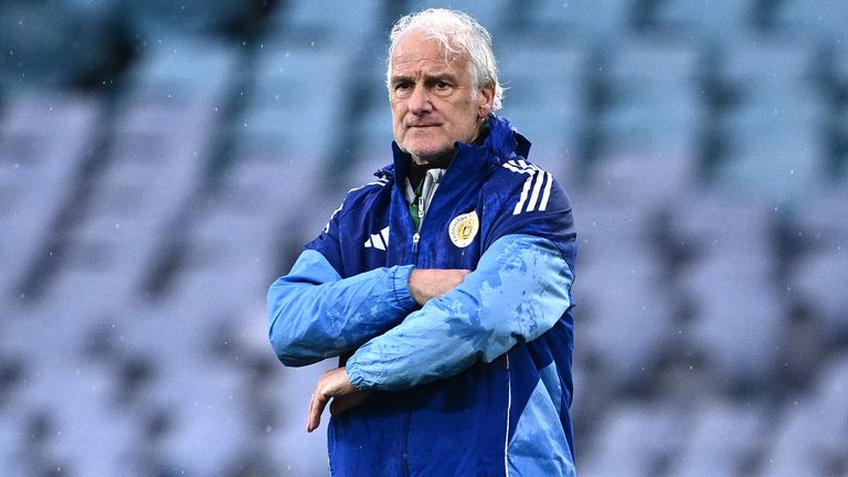 Fred Rutten hat sein Amt als Trainer der Nationalmannschaft Curacaos aufgegeben.