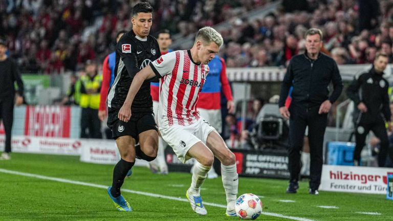 Der VfL Wolfsburg und SC teilen sich Punkte in Freiburg.