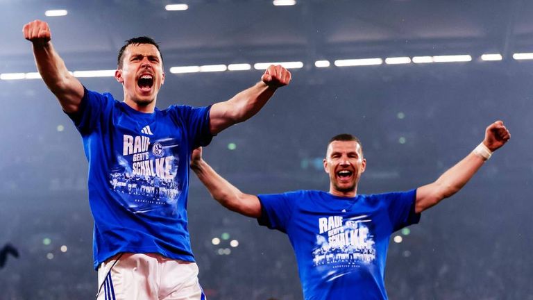 Schalke darf sich über einen warmen Geldregen freuen. 
