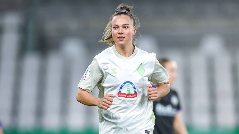 Stürmerin Maja Sternad wechselt innerhalb der Frauen-Bundesliga von Bremen zu Leverkusen.