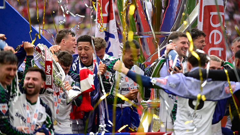 Der AFC Sunderland gewann 2025 die EFL-Playoffs. Wer wird sich in diesem Jahr den verleidenden Platz für die Premier League sichern? 