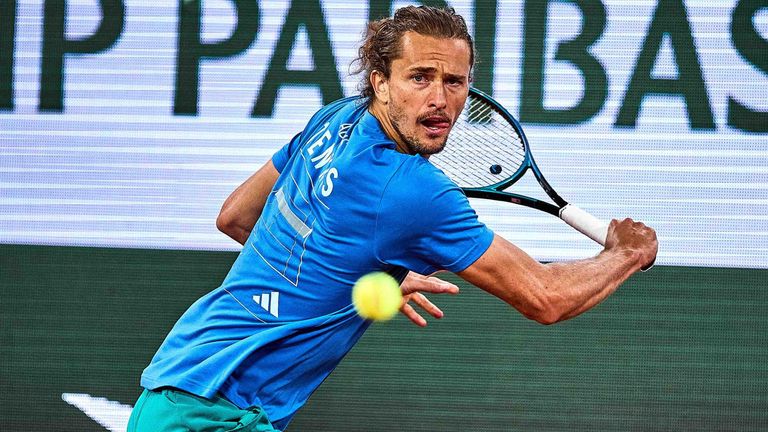 Alexander Zverev trifft bei den French Open auf Benjamin Bonzi.