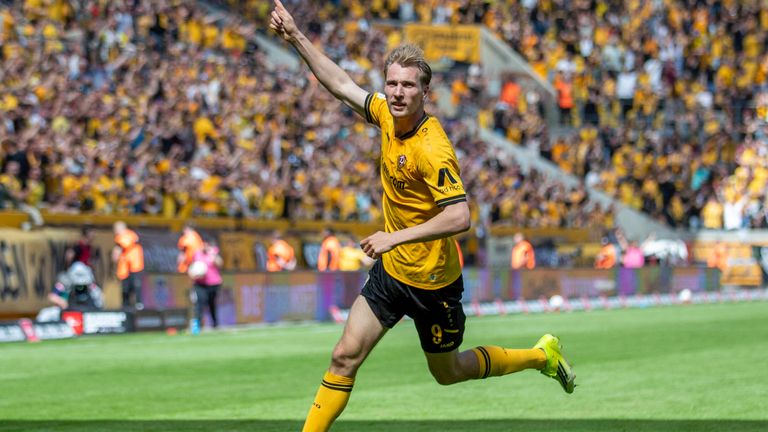 Vincent Vermeij erzielt gegen den FCK das umjubelte Tor des Tages. 
