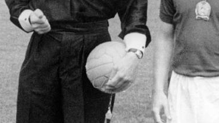 WM 1950 in Brasilien: Superball Duplo T 
Weltmeister: Uruguay