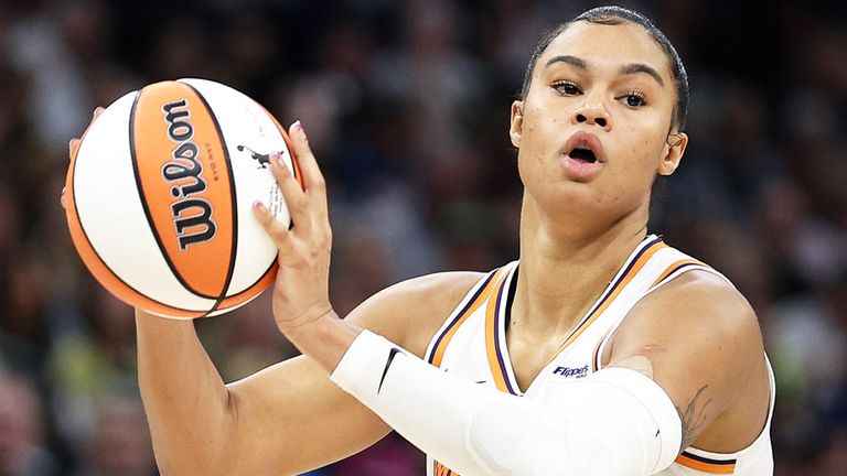 Satou Sabally und die WNBA gibt es ab sofort live und exklusiv auf Sky Sport.