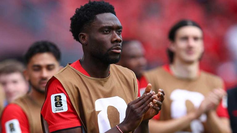 Alphonso Davies war bei Kanadas WM-Auftakt nur Zuschauer.