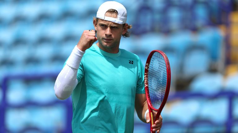 Zizou Bergs triumphiert in Eastbourne.
