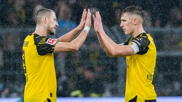 BVB-Star Waldemar Anton ist unter anderem bei Manchester United auf dem Radar. 