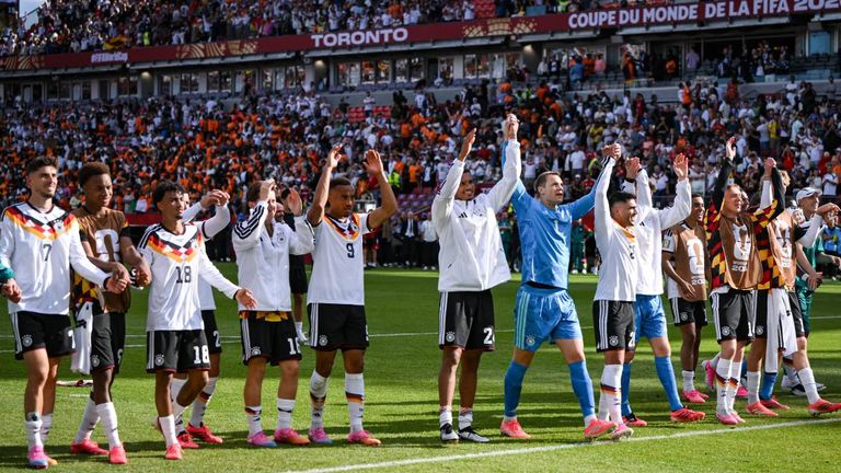 Das DFB-Team nach dem Sieg gegen die Elfenbeinküste.