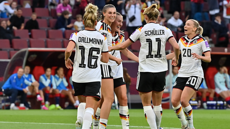 Deutschland sichert sich mit einem Sieg über Norwegen die WM-Teilnahme. Am 9. Juni geht es am letzten Spieltag gegen Slowenien. 