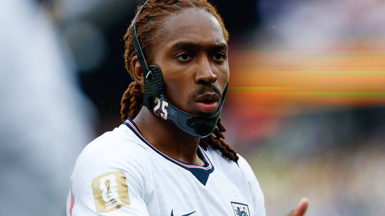 England-Profi Djed Spence hat vor dem Spiel gegen Ghana für einen Eklat gesorgt.