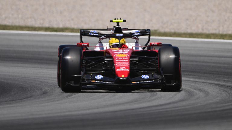 Lewis Hamilton (Ferrari) ist schnellster in Q1.