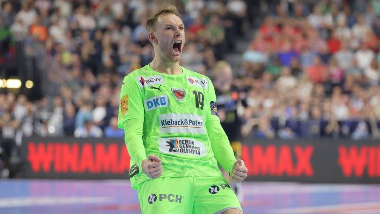 Bundesliga-MVP Mathias Gidsel bejubelt den Einzug ins CL-Finale.