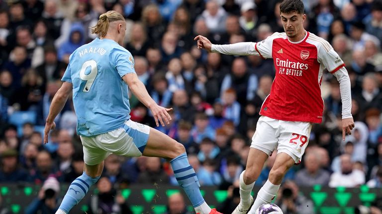 Kai Havertz trifft mit seinen Gunners am 12. Spieltag auf Haalands Cityzens.
