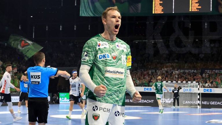 Mathias Gidsel beim Spiel gegen die Flensburger Handewitt.
