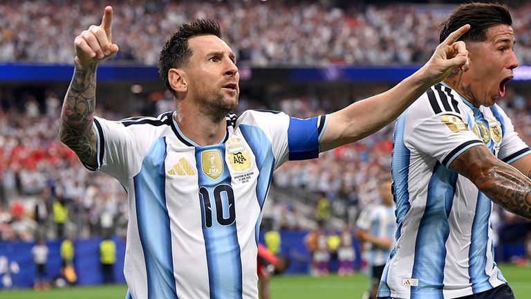 Argentinien-Superstar Lionel Messi ist jetzt der WM-Rekordtorschütze.