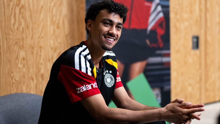 Nathaniel Brown ist sich mit dem FC Bayern München über einen Wechsel vollständig mündlich einig. 