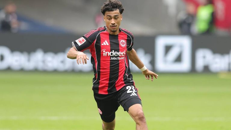 4. Nathaniel Brown, Saison 2026/27, für 55 Millionen Euro von Eintracht Frankfurt zum FC Bayern München.
