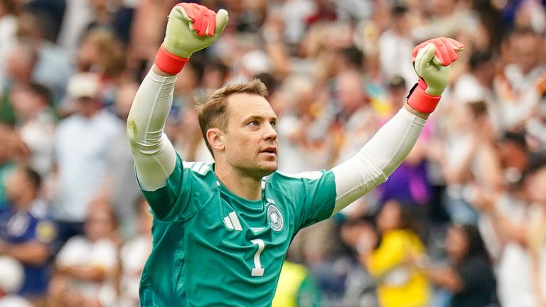 Manuel Neuer hat mit seinem Einsatz gegen die Elfenbeinküste eine besondere WM-Marke geknackt. 