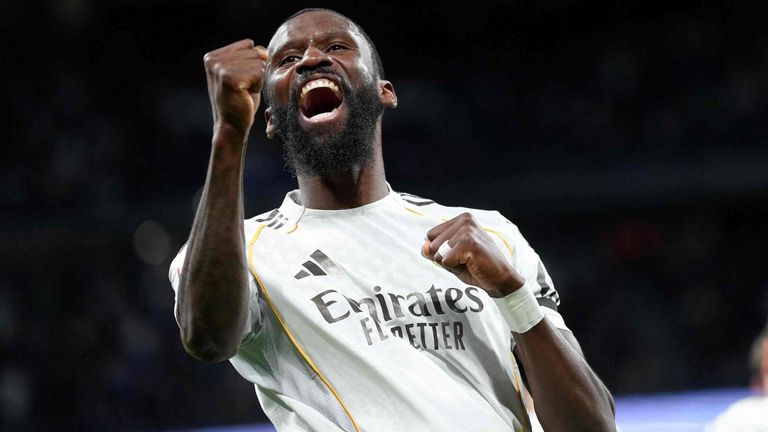 Antonio Rüdiger verlängert seinen Vertrag bei Real Madrid.
