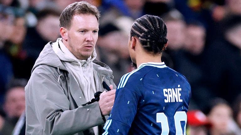 Julian Nagelsmann erwartet von Leroy Sane mehr Konstanz bei seinen Leistungen. 