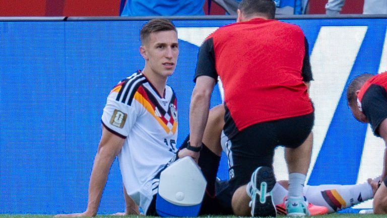 Nico Schlotterbeck hat sich im Spiel gegen die Elfenbeinküste verletzt und fällt für das restliche Turnier aus.