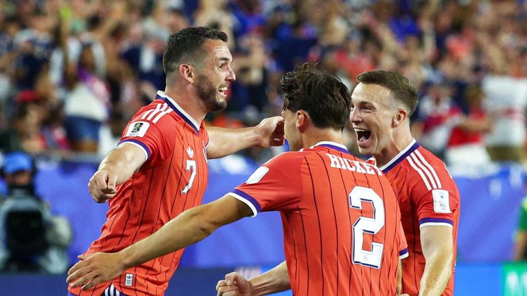 Schottland gewinnt eigenen WM-Auftakt gegen Haiti.