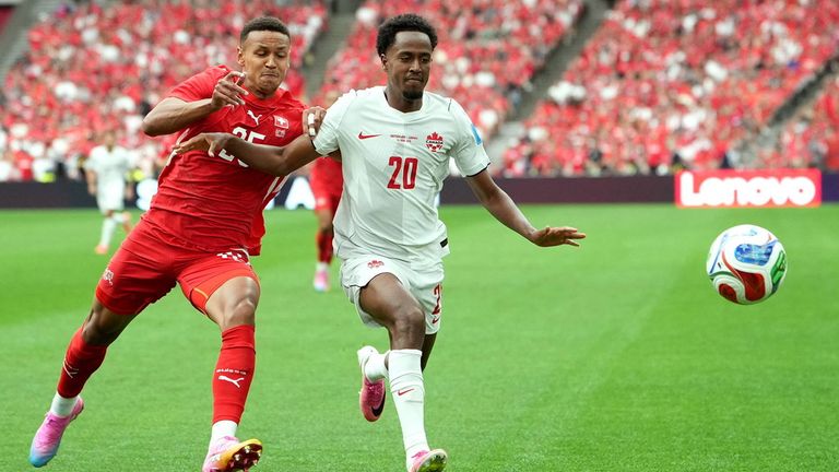Co-Gastgeber Schweiz im Duell mit Kanada.