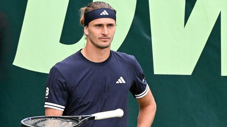 Alexander Zverev hat ins Turnier in Halle eingegriffen.
