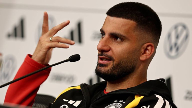 Deniz Undav bei der DFB-Pressekonferenz.