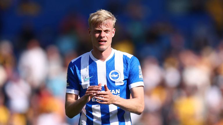 Jan Paul van Hecke wechselt für 60 Millionen Euro von Brighton zu Tottenham.