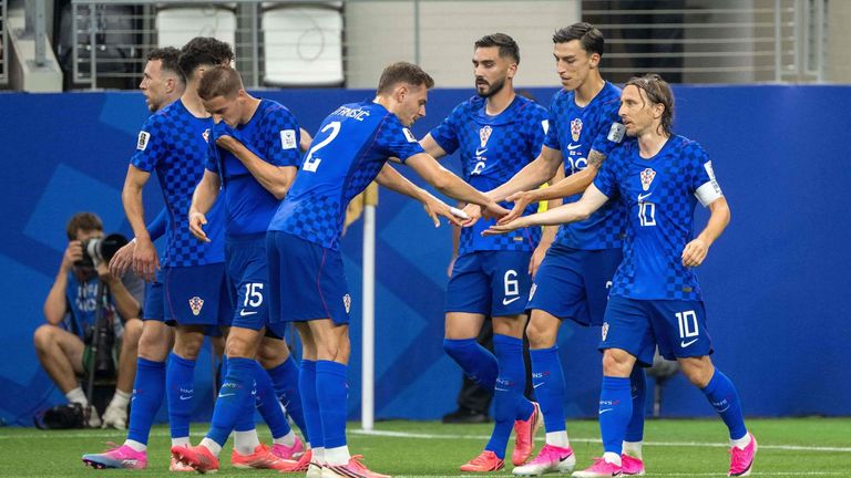 Nach demverzweifelt an Cap Verdes Defensive. Am Sonntag soll gegen Saudi Arabien der erste Sieg her. Ab 18:00 Uhr live und exklusiv auf Mage