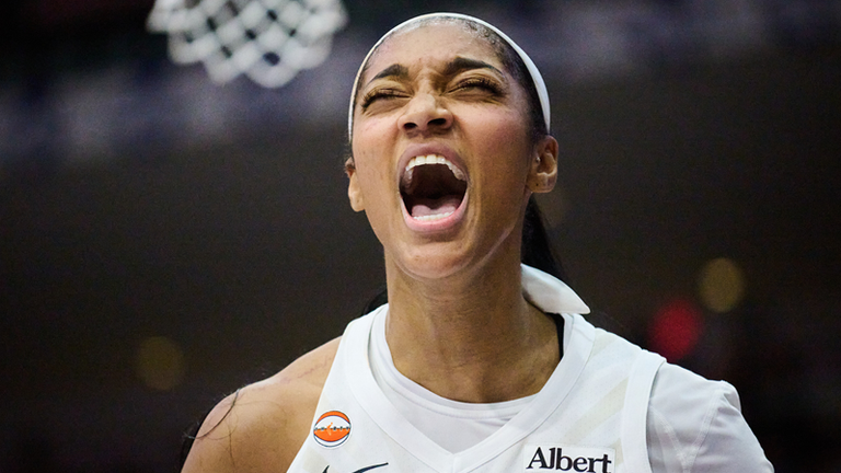 Atlanta Dream's Angel Reese bejubelt ihren Treffer gegen Toronto. Heute Nacht trifft Atlanta auf die Golden State Valkyries.
