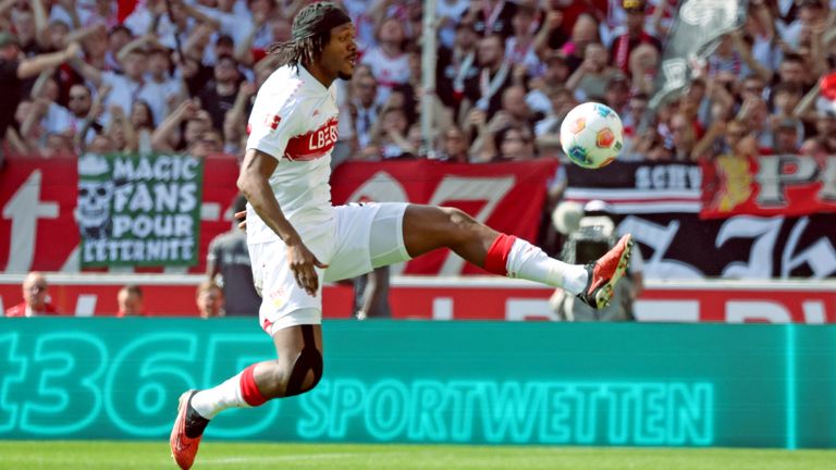 Dan-Axel Zagadou verlängert beim VfB Stuttgart.