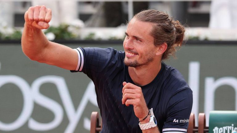 Alexander Zverev feiert seinen emotionalen Grand-Slam-Sieg.